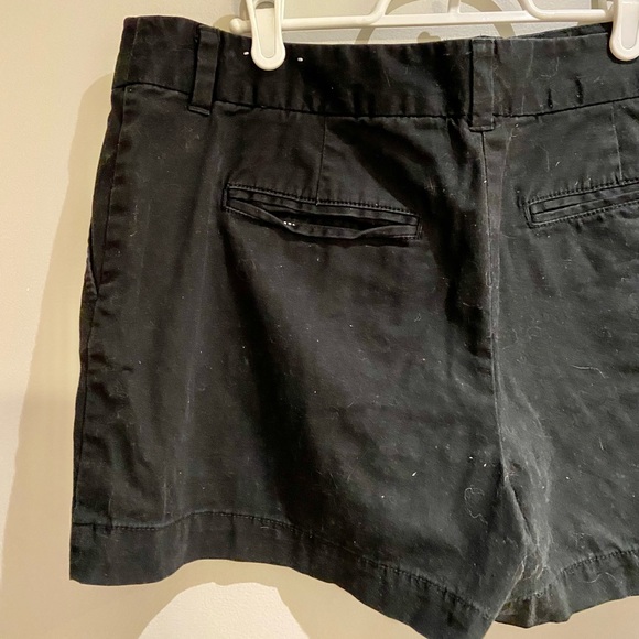 Ann Taylor gray short - Picture 1 of 3